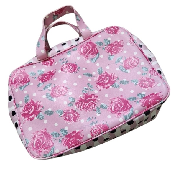 LUV BETSEY Weekender Cosmetic Bag Betsey Johnson Roses Polkadots Zebra Print - Picture 3 of 15